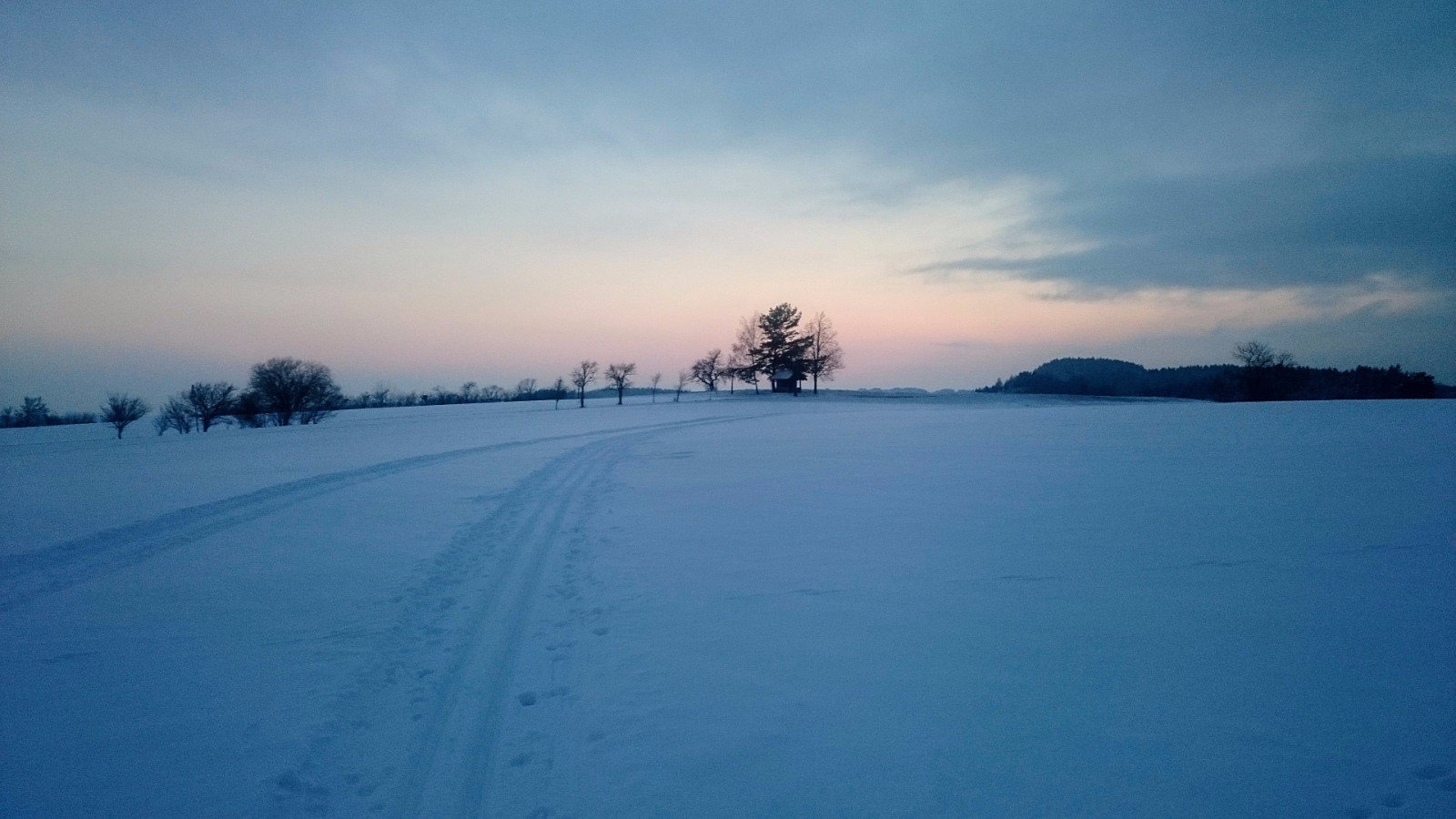 B�ka�sk� stopa vedouc� ke Kalu